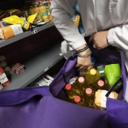 San Juan de Dios repartió en 2022 un total de 38.019 kg de alimentos a 244 personas de Santurtzi – copia El Hospital San Juan de Dios repartió en 2022 un total de 38.019 kg de alimentos a 244 personas de Santurtzi