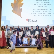 Acción Social premia un proyecto conjunto de la residencia municipal de personas mayores Juan Ellacuría Larrauri de Sestao y el EAPS del Hospital San Juan de Dios de Santurtzi