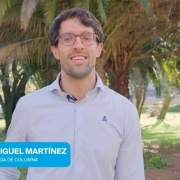 Qué es la escoliosis y cómo tratarla en niños y adultos