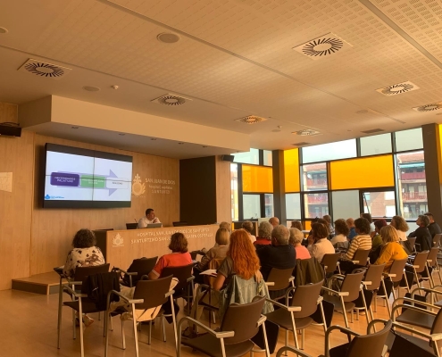 El Hospital imparte formación continuada a personas voluntarias de la Asociación Contra el Cáncer Bizkaia