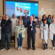 El Dr. Jacinto Bátiz presentó en el Hospital el libro ‘Medicina Paliativa Juandediana’