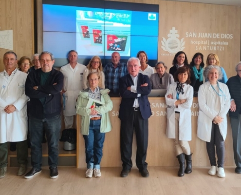 El Dr. Jacinto Bátiz presentó en el Hospital el libro ‘Medicina Paliativa Juandediana’